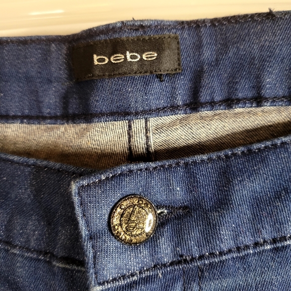 Bebe womens Skinny Boyfriend Jeans dark wash, Size 12 US - Picture 5 of 10